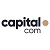 Capital - vit logo med svart text